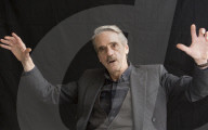 PORTRAIT - Jeremy Irons