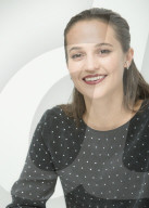 PORTRAIT - Alicia Vikander