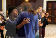 PEOPLE - Schwangere Herzogin Catherine besucht das "Royal College of Gynaecologists" (weitere Bilder)