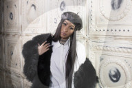 STUDIO - Cardi B