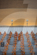 FEATURE - Thailand: Mönche zelebrieren den Makha Bucha Day