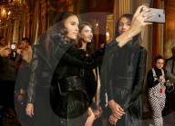 PEOPLE - Paris Fashion Week: Promis bei Balmain