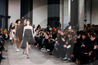 PEOPLE - Promis an der Fashion Week in Paris