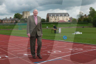 PEOPLE - Roger Bannister ist im Alter von 88 Jahren gestorben