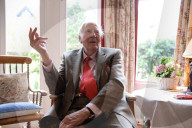 PEOPLE - Roger Bannister ist im Alter von 88 Jahren gestorben