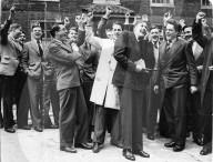 PEOPLE - Roger Bannister ist im Alter von 88 Jahren gestorben