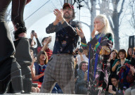 PEOPLE - Paris Fashion Week: Vivienne Westwood auf dem Catwalk