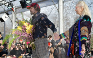 PEOPLE - Paris Fashion Week: Vivienne Westwood auf dem Catwalk