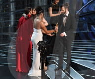PEOPLE - Pix of the Day: Oscar Night