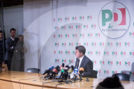 NEWS - Italien: Matteo Renzi tritt als Parteichef zurück