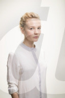 STUDIO - Carey Mulligan