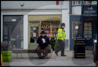 NEWS - Grossbritannien: Untersuchungen nach Agentendrama in Salisbury