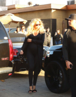 Pregnant Khloe Kardashian Flaunts Baby Bump In Skintight Spandex Jumpsuit, Part 3