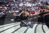 NEWS - Eröffnung des Autosalon in Genf