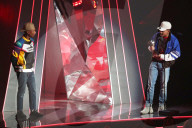 PEOPLE - iHeart Radio Music Awards - Die Show