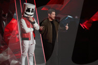 PEOPLE - iHeart Radio Music Awards - Die Show