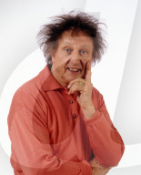 PEOPLE - Der britische Komödiant Ken Dodd stirbt im Alter von 90 Jahren