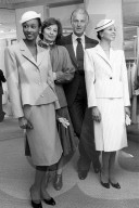 PEOPLE - Mode-Legende Hubert de Givenchy im Alter von 91 Jahren gestorben