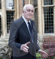 PEOPLE - Mode-Legende Hubert de Givenchy im Alter von 91 Jahren gestorben