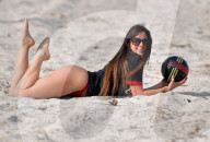PEOPLE - Beach-Ball Ã  la Claudia Romani
