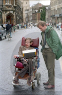 PEOPLE - Stephen Hawking ist im Alter von 76 Jahren gestorben