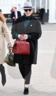 PEOPLE - Schwangere Zara Tindall besucht das Cheltenham Festival