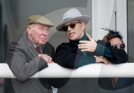PEOPLE - Schwangere Zara Tindall besucht das Cheltenham Festival