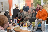 PEOPLE - Ein Geburtstagskarte von Heino für den 110-Jährigen Gerhart Schneider aus Bad Münstereife