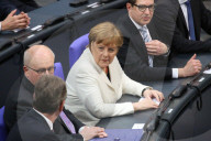  NEWS - Berlin: Gratulationen und Blumen für Kanzlerin Angela Merkel 