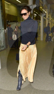 PEOPLE - Victoria Beckham ohne BH unterwegs
