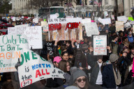 NEWS - USA: Demonstrationen gegen Waffengesetz