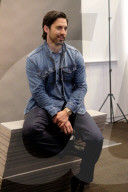 PORTRAIT - Milo Ventimiglia