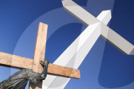 REPORTAGE - USA: Das Kreuz von Groom an der Route 66