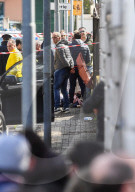 NEWS - Italien: Junge Frau vor der Schule von Terzigno von ihrem Mann erschossen