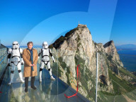 PEOPLE - Starwars-Legende Mark Hamill eröffnet den Skywalk am Felsen von Gibraltar