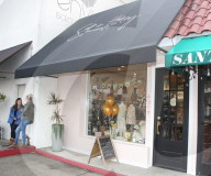 EXKLUSIV - Kim Kardashian bummelt in Studio City