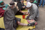FEATURE - Blutegel Therapie in Indien