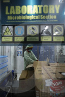 REPORTAGE - Indonesien: Michfabrik in Klatan