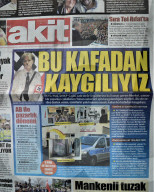 NEWS - Türkische Zeitung bildet Kanzlerin Angela Merkel als Nazi ab