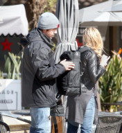 EXKLUSIV - Motorrad-Braut: Denise Richards braust mit ihrem neuen Freund durch Malibu