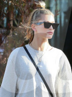 PEOPLE - Girlie-Day: Kendall Jenner und Hailey Baldwin gehen ins Nobu in Malibu