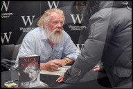 PEOPLE - Nick Nolte präsentiert sein Buch bei Waterstone in London