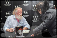PEOPLE - Nick Nolte präsentiert sein Buch bei Waterstone in London