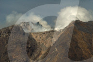 FEATURE - Leben mit dem Vulkan - Sinabung in Indonesien