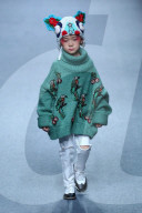 FEATURE - Haute Couture für die Kleinsten an der China Fashionweek