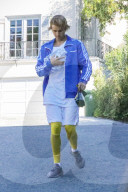 EXKLUSIV - Auf Ostermission? Justin Bieber setzt sich zu Obdachlosen am Strassenrand