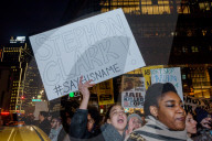 NEWS - New York: Hunderte demonstrieren für den von der Polizei erschossenen Stephon Clark