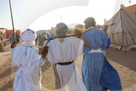 FEATURE - Sandhockey in der Sahara von Marokko