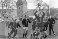 PEOPLE - Rugby Spieler Keith Murdoch ist im Alter von 74 Jahren gestorben