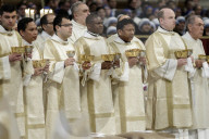 NEWS - Rom: Papst Franziskus eröffnet die Osterfeierlichkeiten mit einer Messe